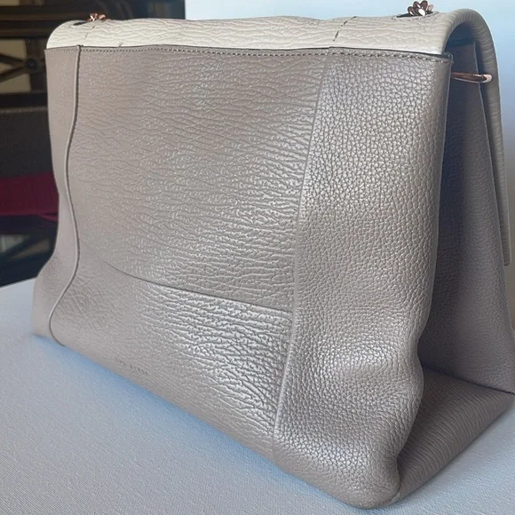 VGC TED BAKER LONDON 100% BOVINE LEATHER SHOULDER BAG/CLUTCH W ROSE GOLD HW - Picture 12 of 17